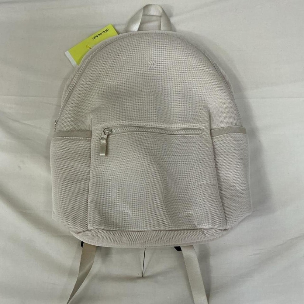 All in Motion Light Beige Backpack | NWT | Minimal Everyday Bag 🎒